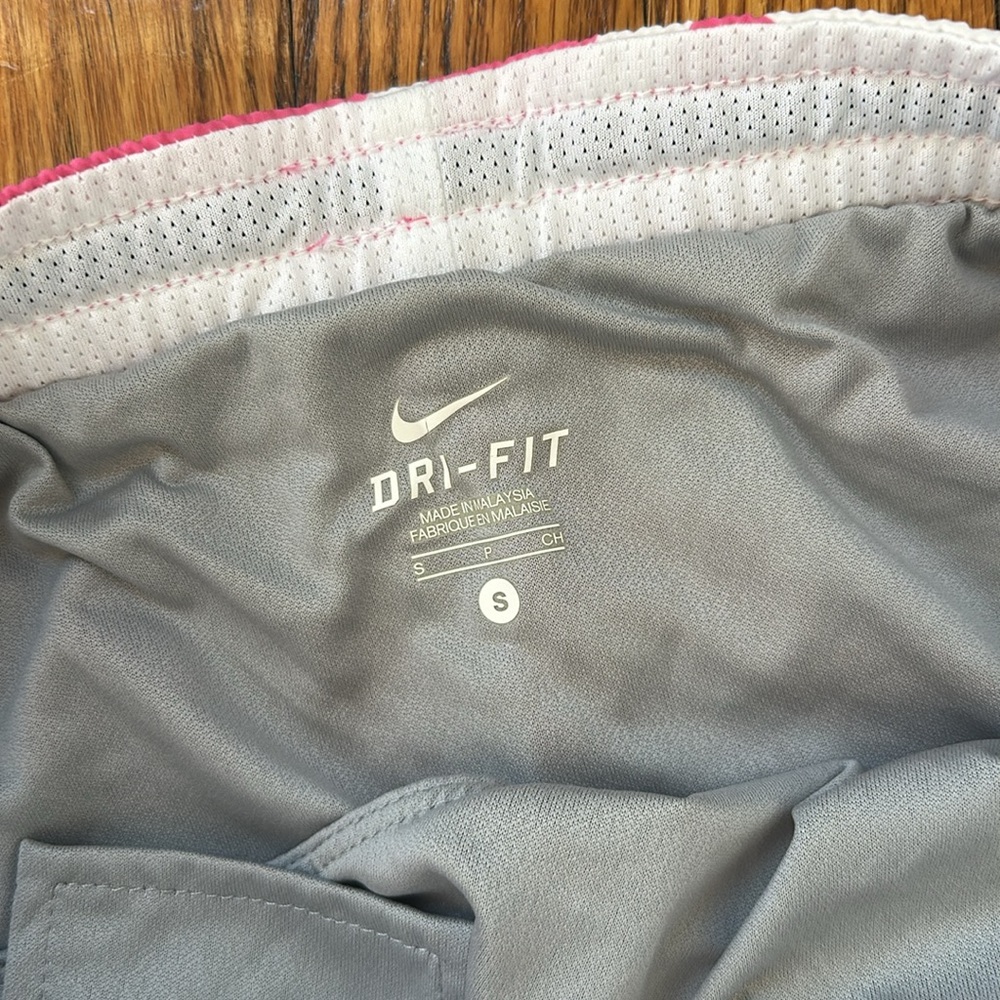 Nike running shorts. - Picture 4 of 5